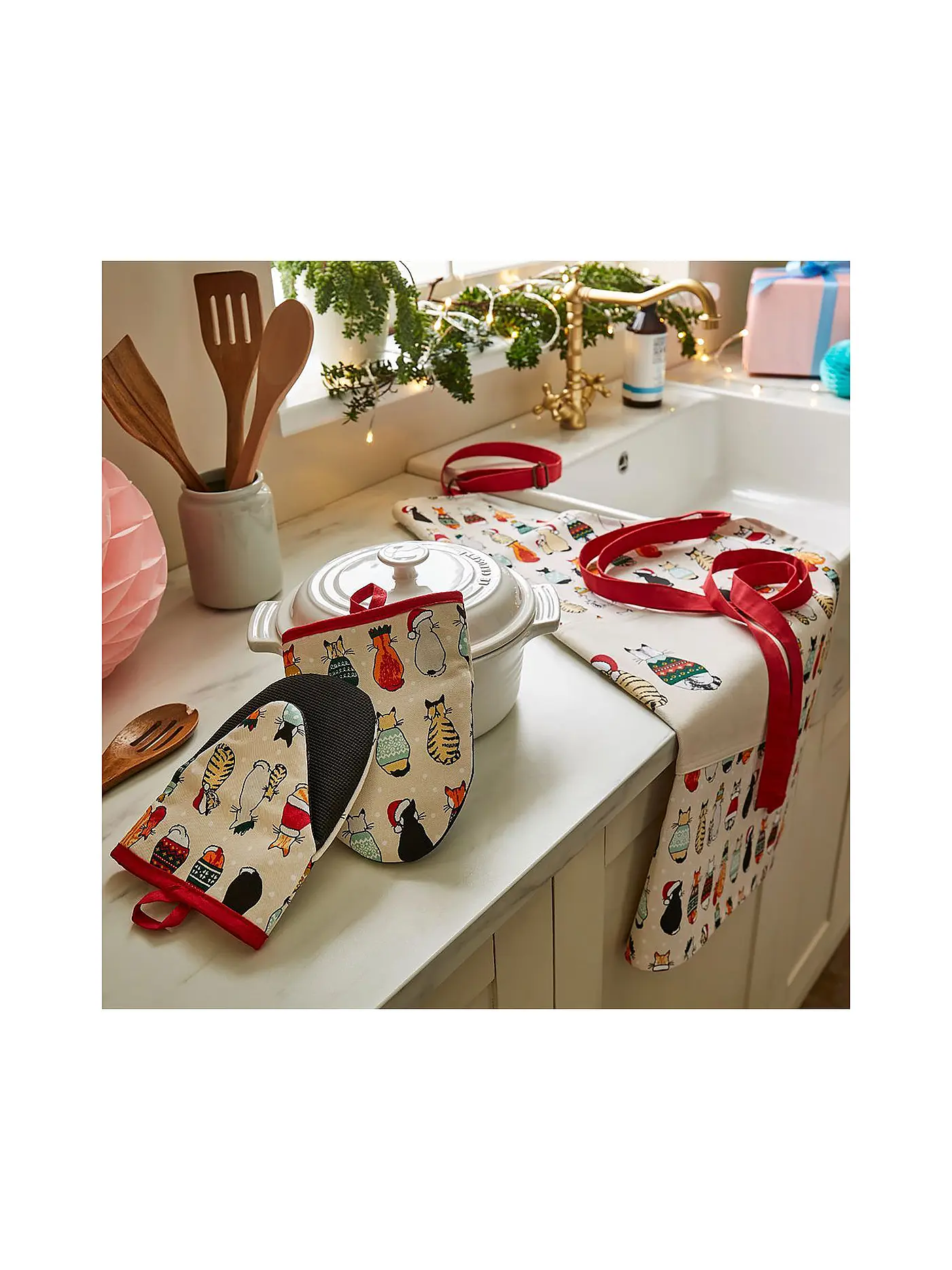 ULSTER WEAVERS | Schürze Recycled Nutcracker Parade | bunt